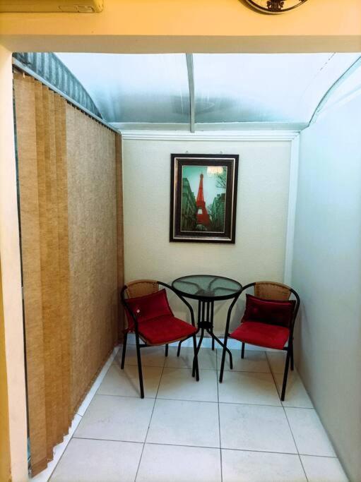Apartamento Ed Rio De La Plata - Apto 107 *