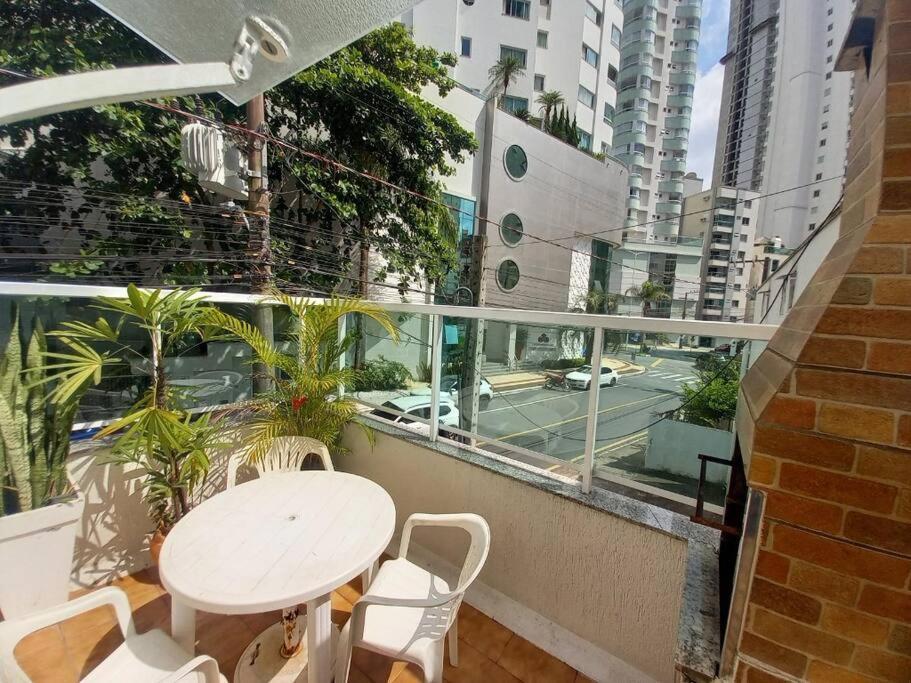 Ed Rio De La Plata - Apto 107 Apartamento *